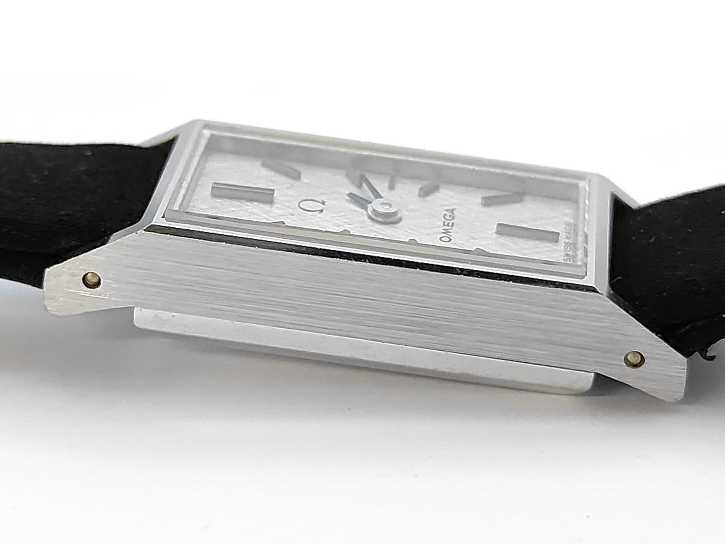 OMEGA Hand-wound K18 Women's Watch