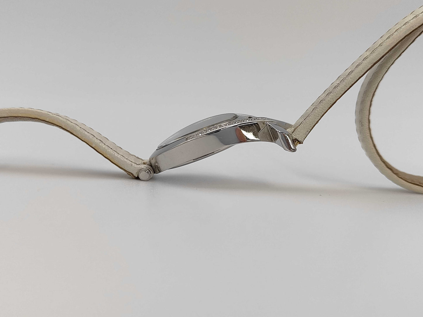 Roberta di Camerino RC-9006 9690 Quartz Shell Dial Unoperated Women's Watch