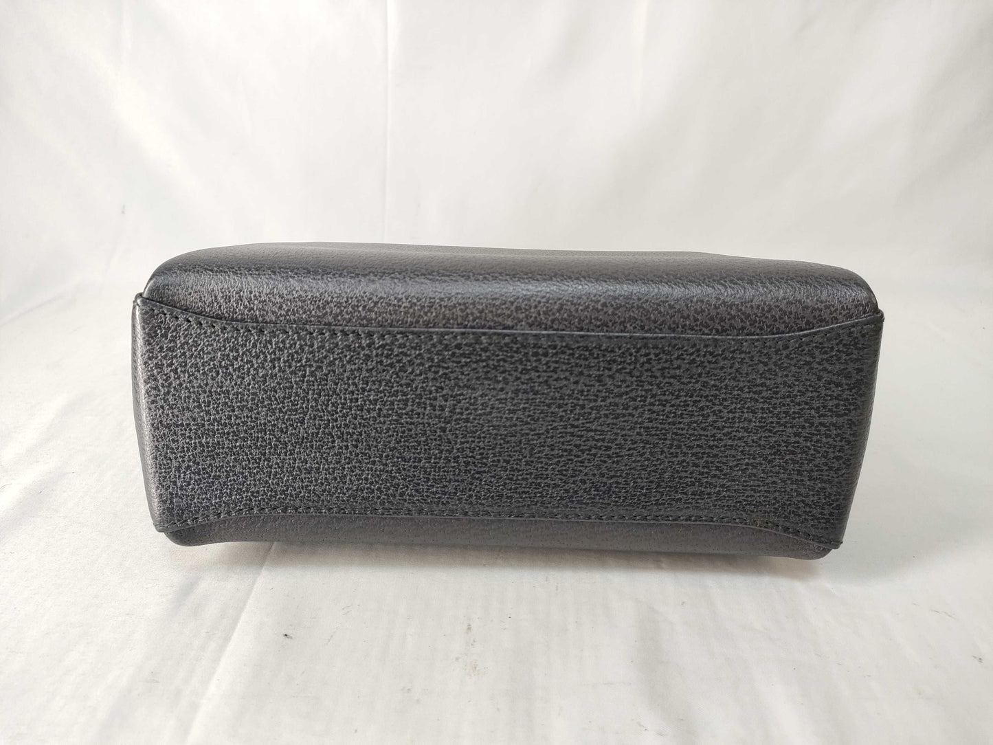 GUCCI Bamboo 2-Way Shoulder Bag with Turn Lock and ST, Gray Leather Handbag