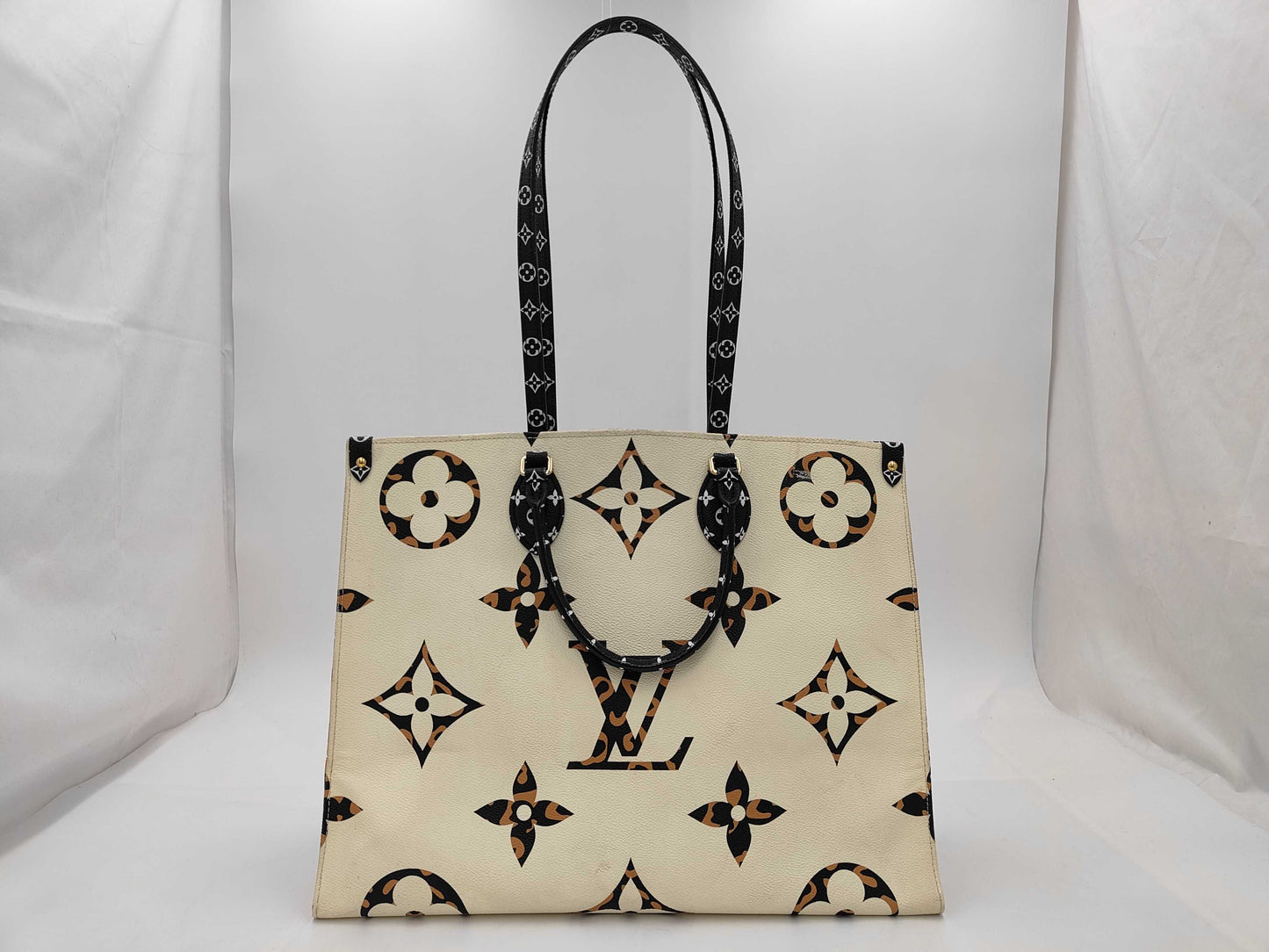 LOUIS VUITTON Monogram Jung on the Go GM Tote Bag