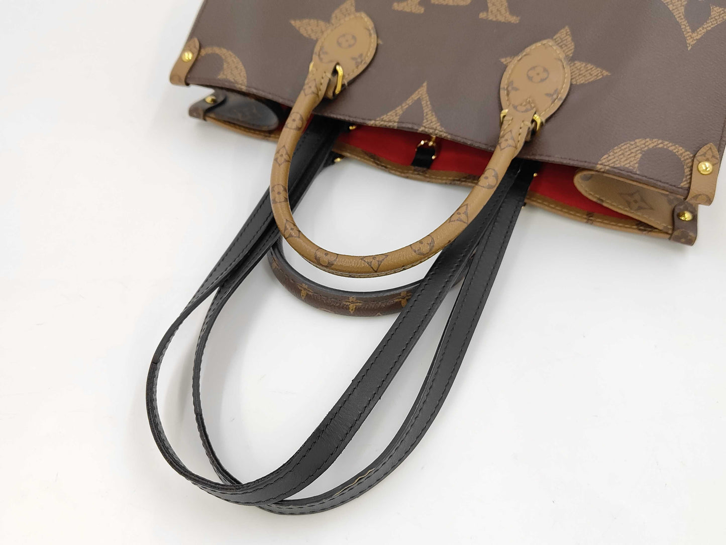 LOUIS VUITTON Monogram Giant on the Go MM Tote Bag