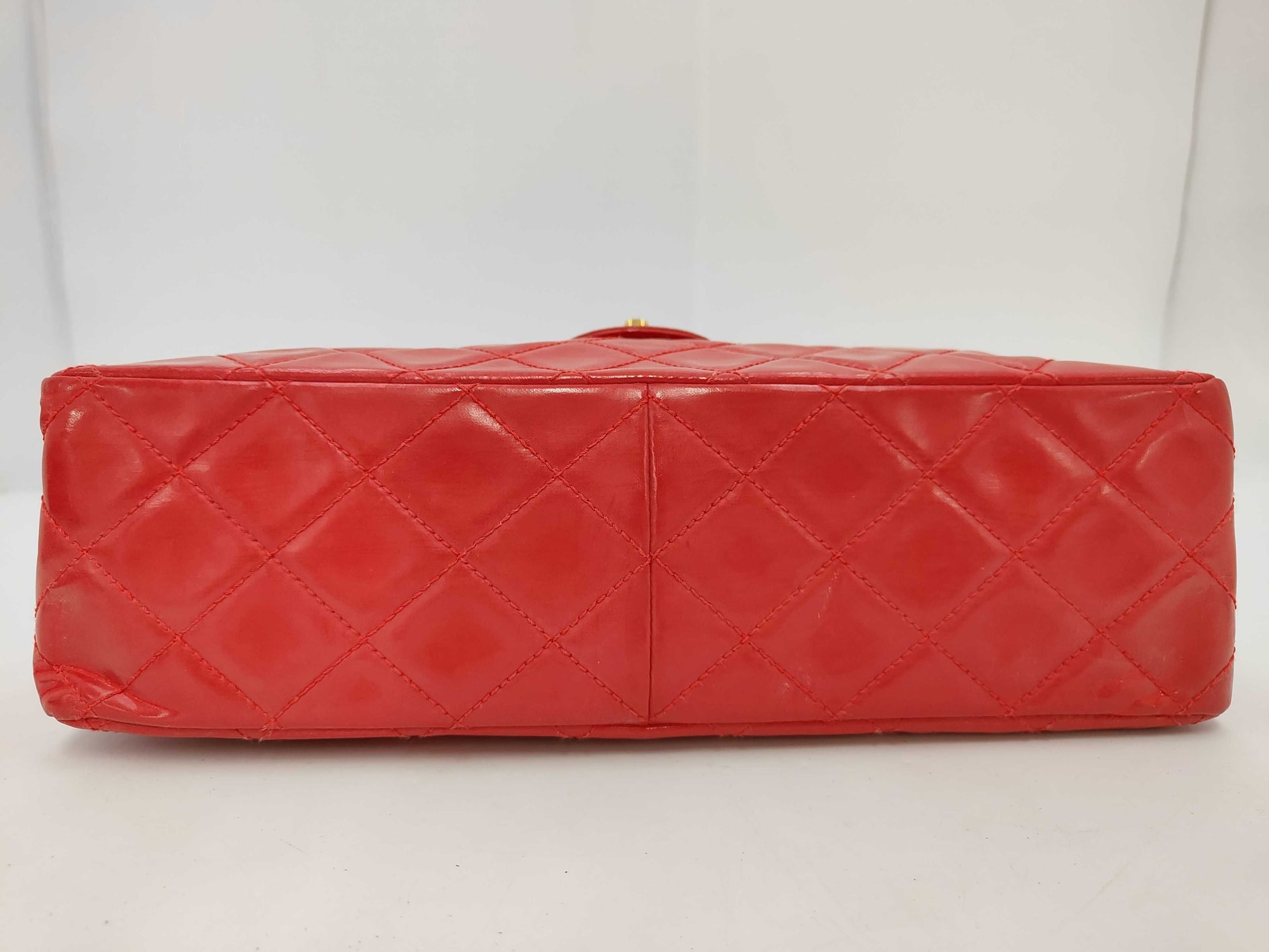 CHANEL Matelasse Chain Patent Shoulder Bag