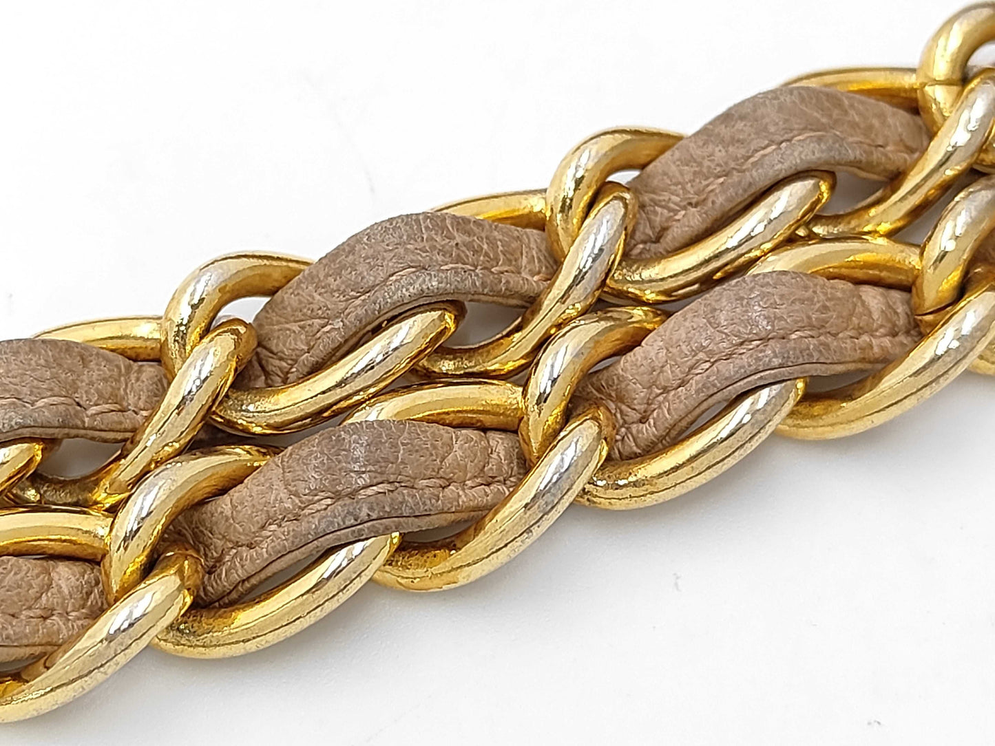 CHANEL chain shoulder bag