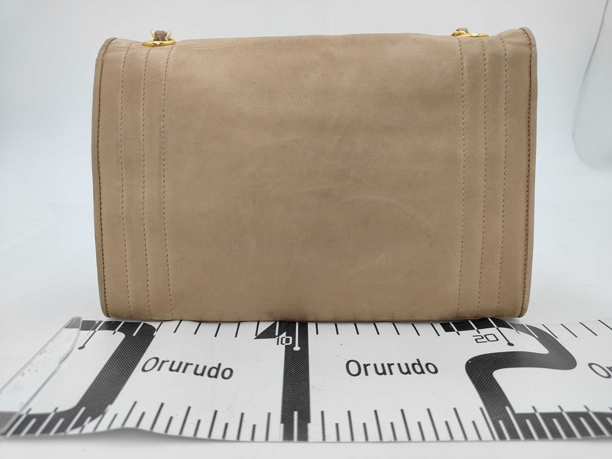 CHANEL chain shoulder bag