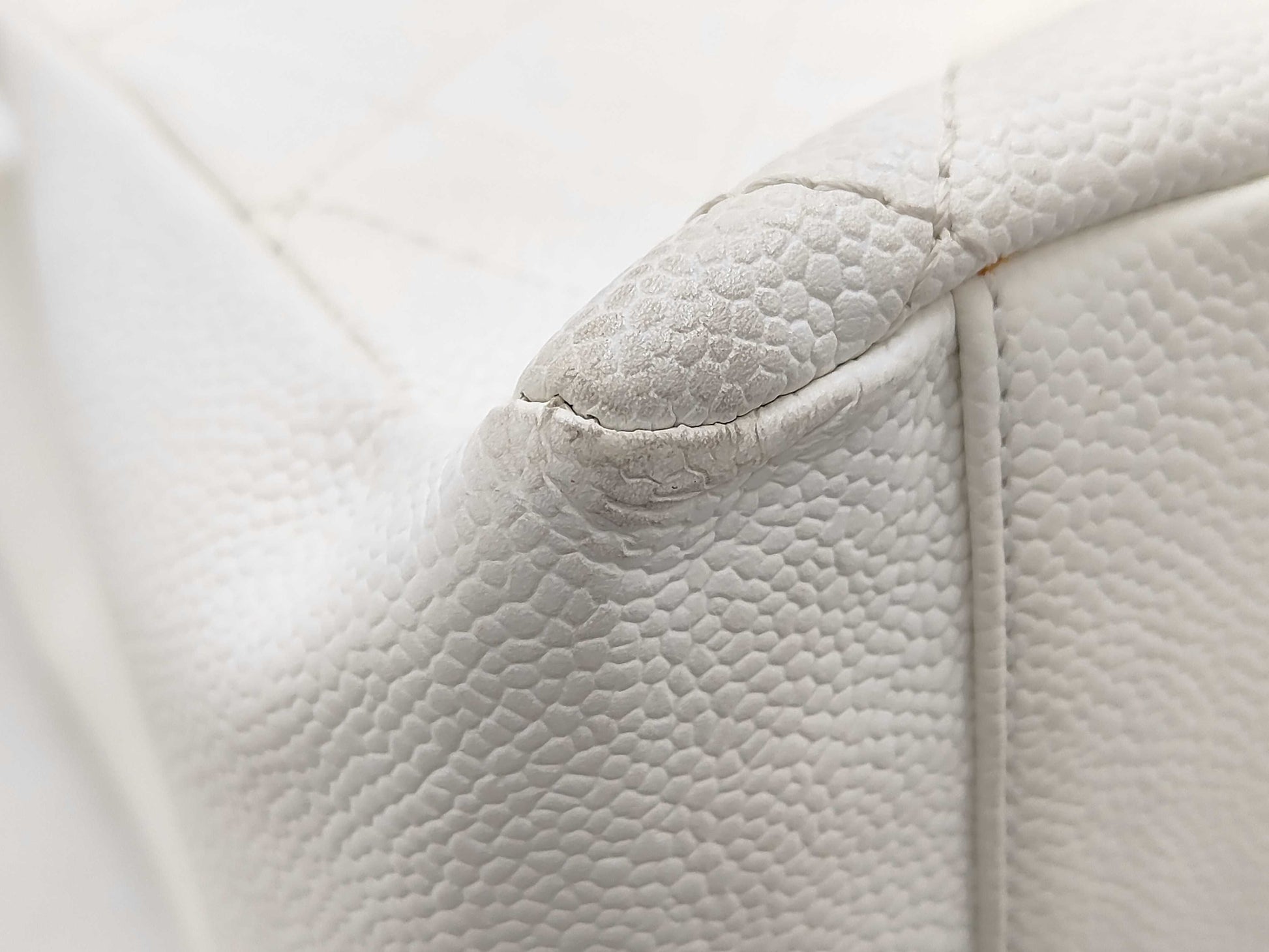 CHANEL GST Caviar Skin Tote Bag