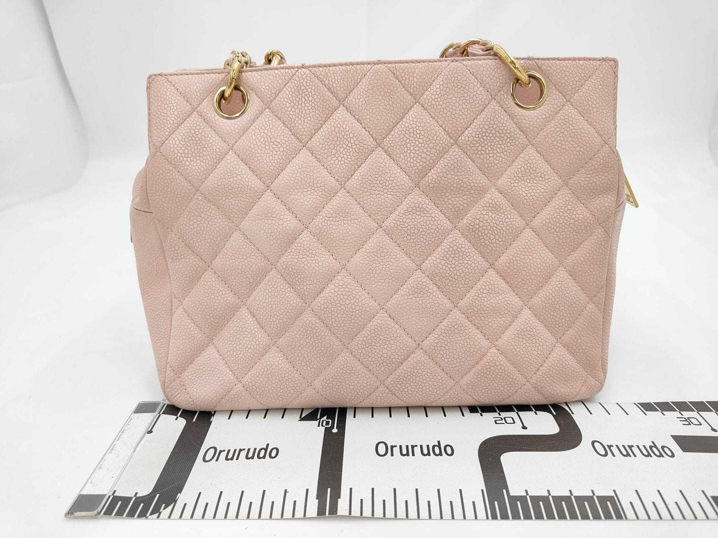 CHANEL Caviar Skin Shoulder Bag