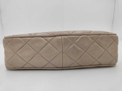 CHANEL Chain Shoulder Bag