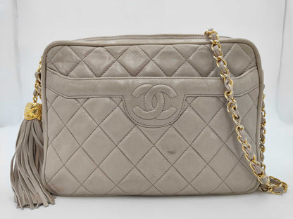CHANEL Chain Shoulder Bag