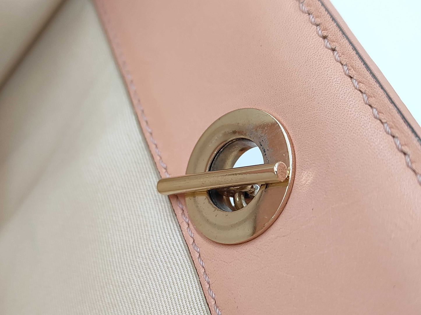 CHANEL Chain Tote Handbag