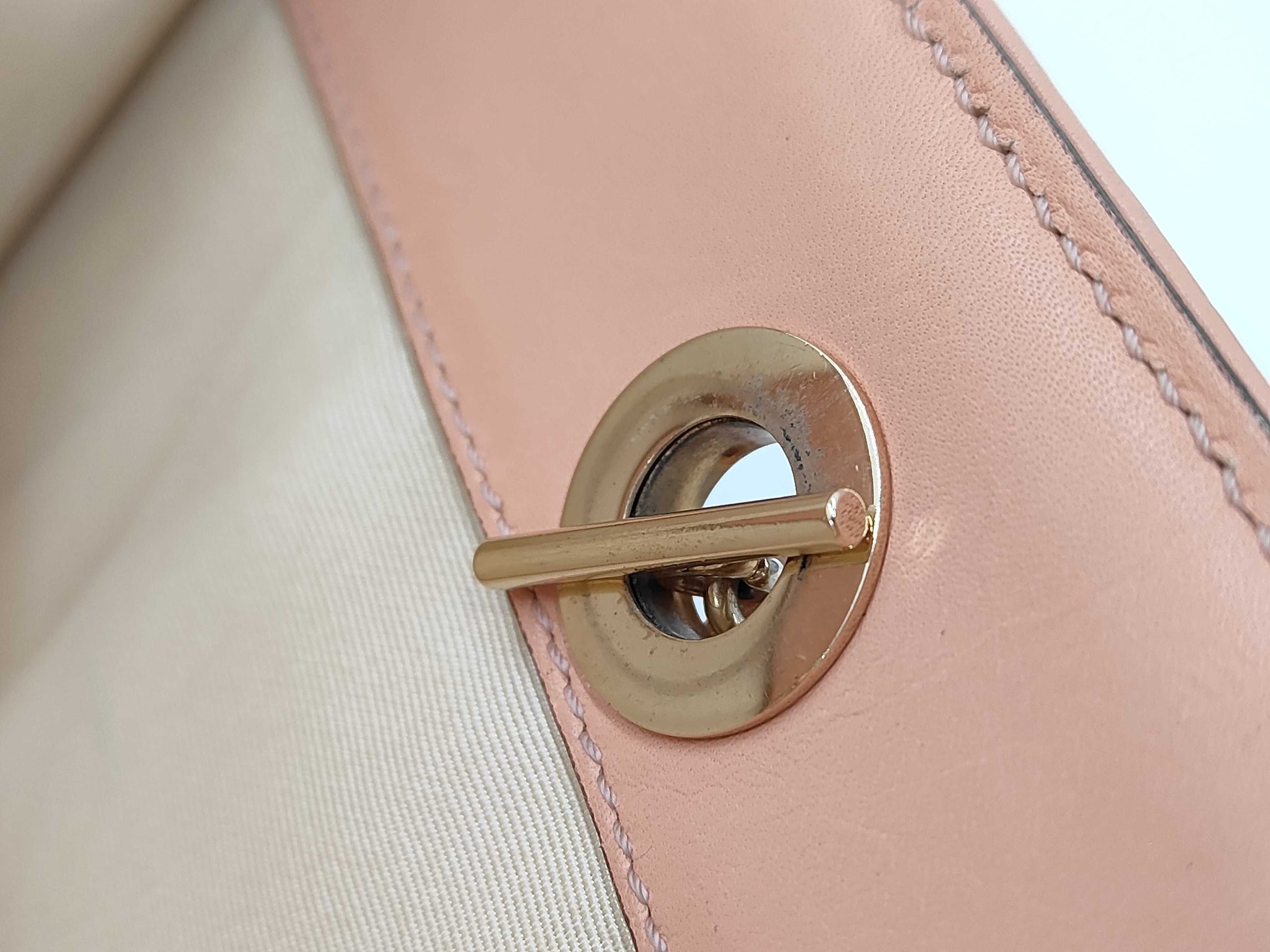 CHANEL Chain Tote Handbag