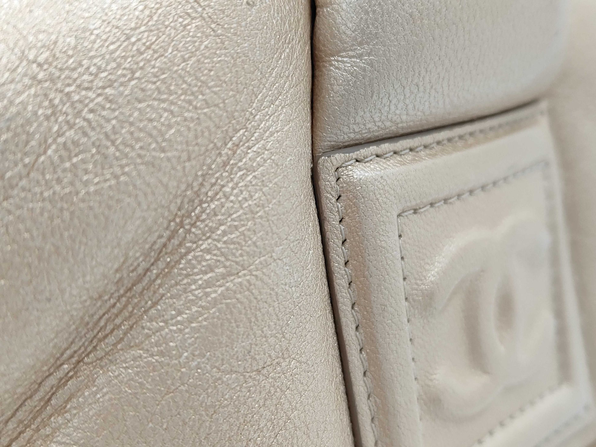 CHANEL Coco Cocoon Hand Leather Gold Handbag