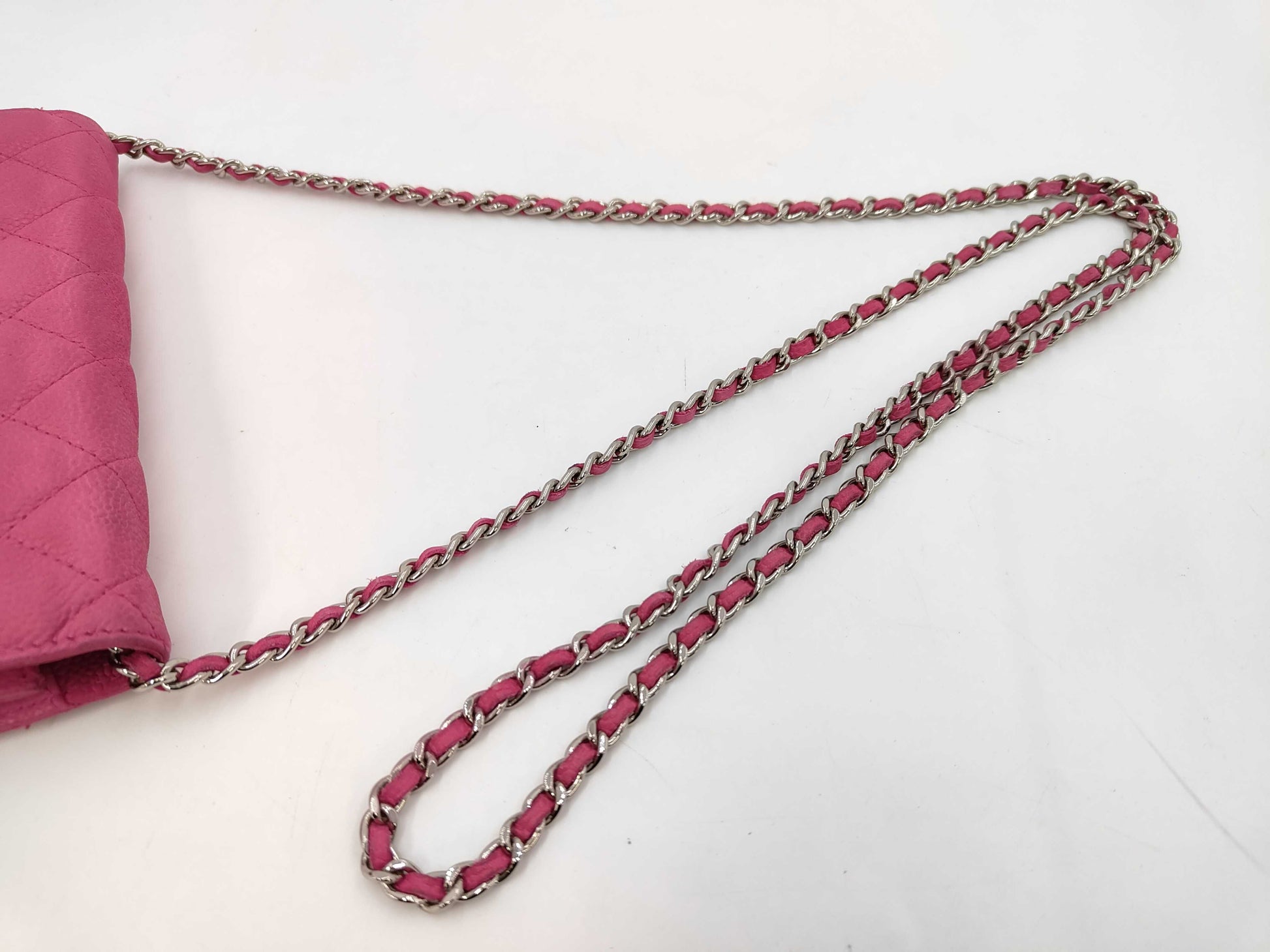 CHANEL Caviar Skin Chain Wallet Shoulder Bag