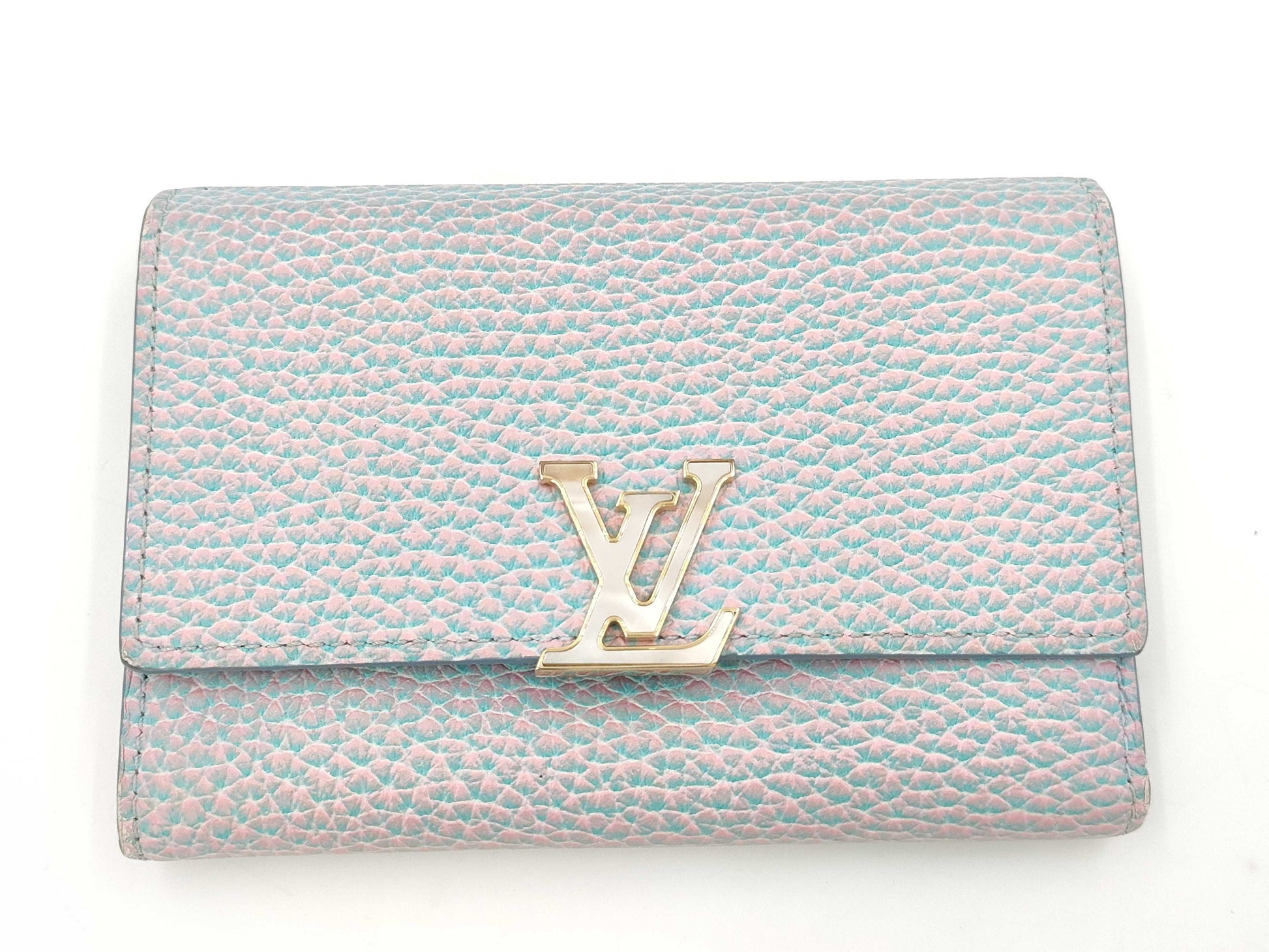 LOUIS VUITTON Portefeuille Capucines Compact Wallet