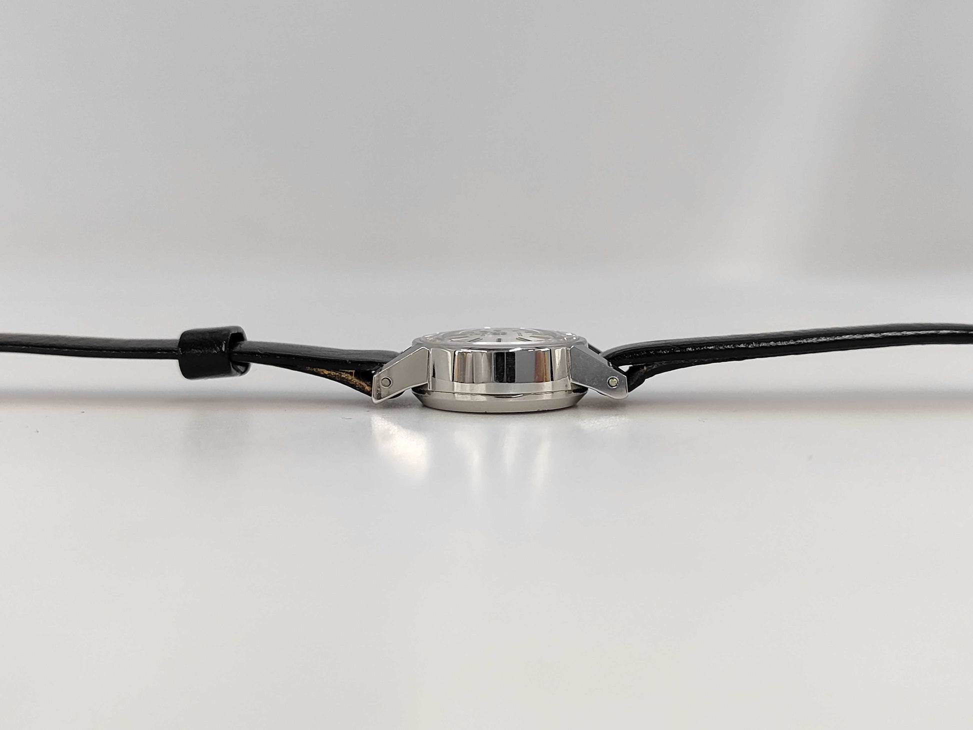 OMEGA Hand-wound Women's Watch