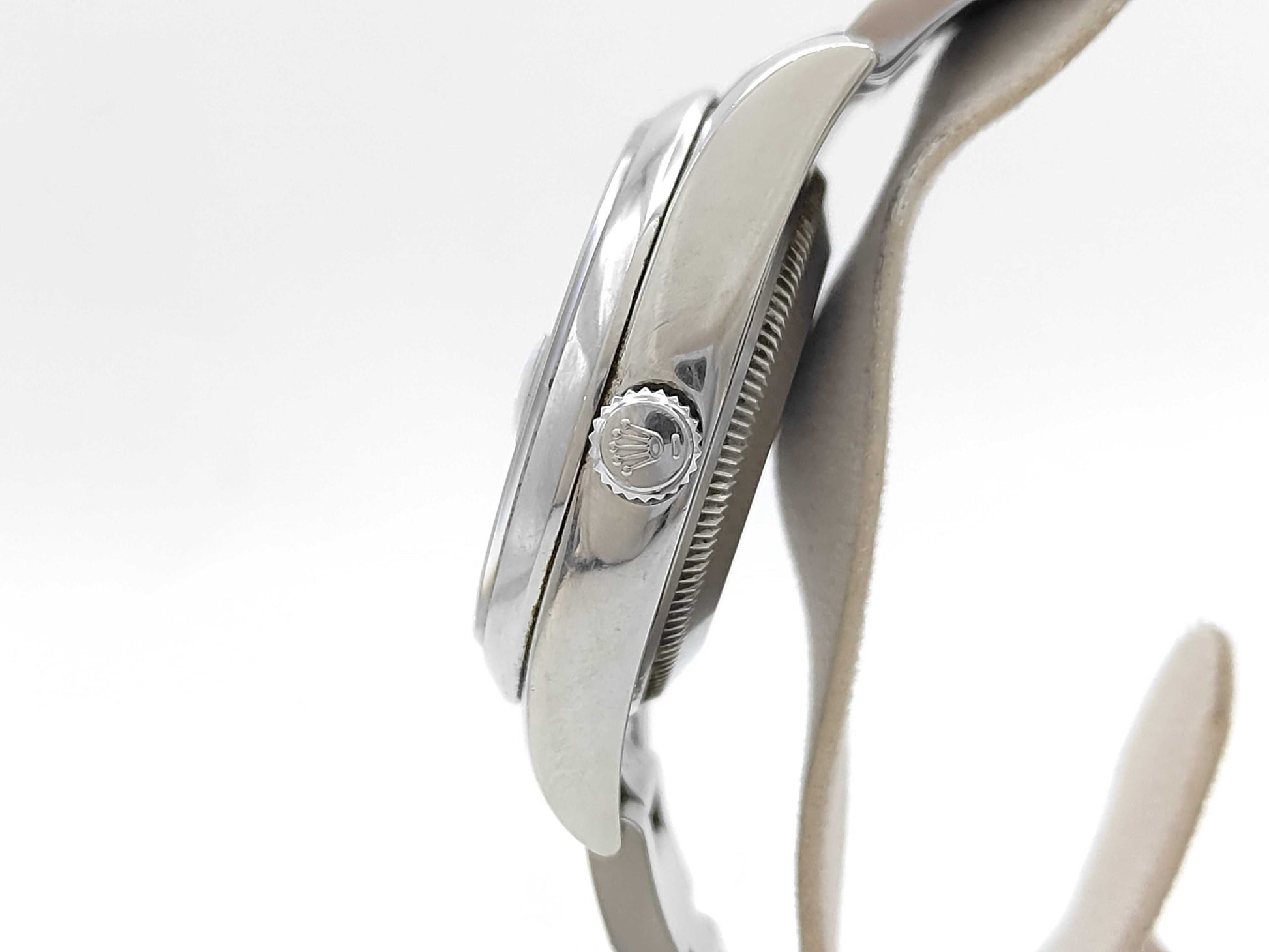 ROLEX 115200 M018810 Black Dial Oyster Bracelet Boys' Watch