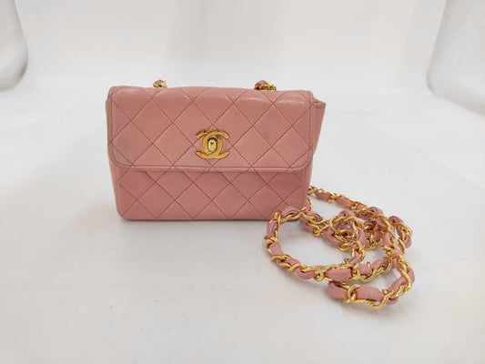 CHANEL CHANEL Lambskin Mini Matelasse Lambskin Pink Shoulder Bag