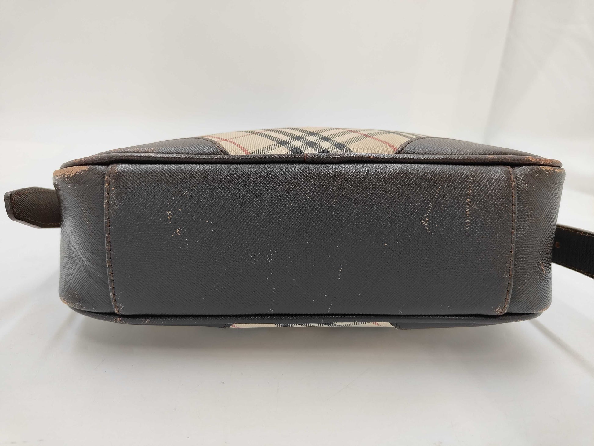 BURBERRY Nova Check Shoulder Bag