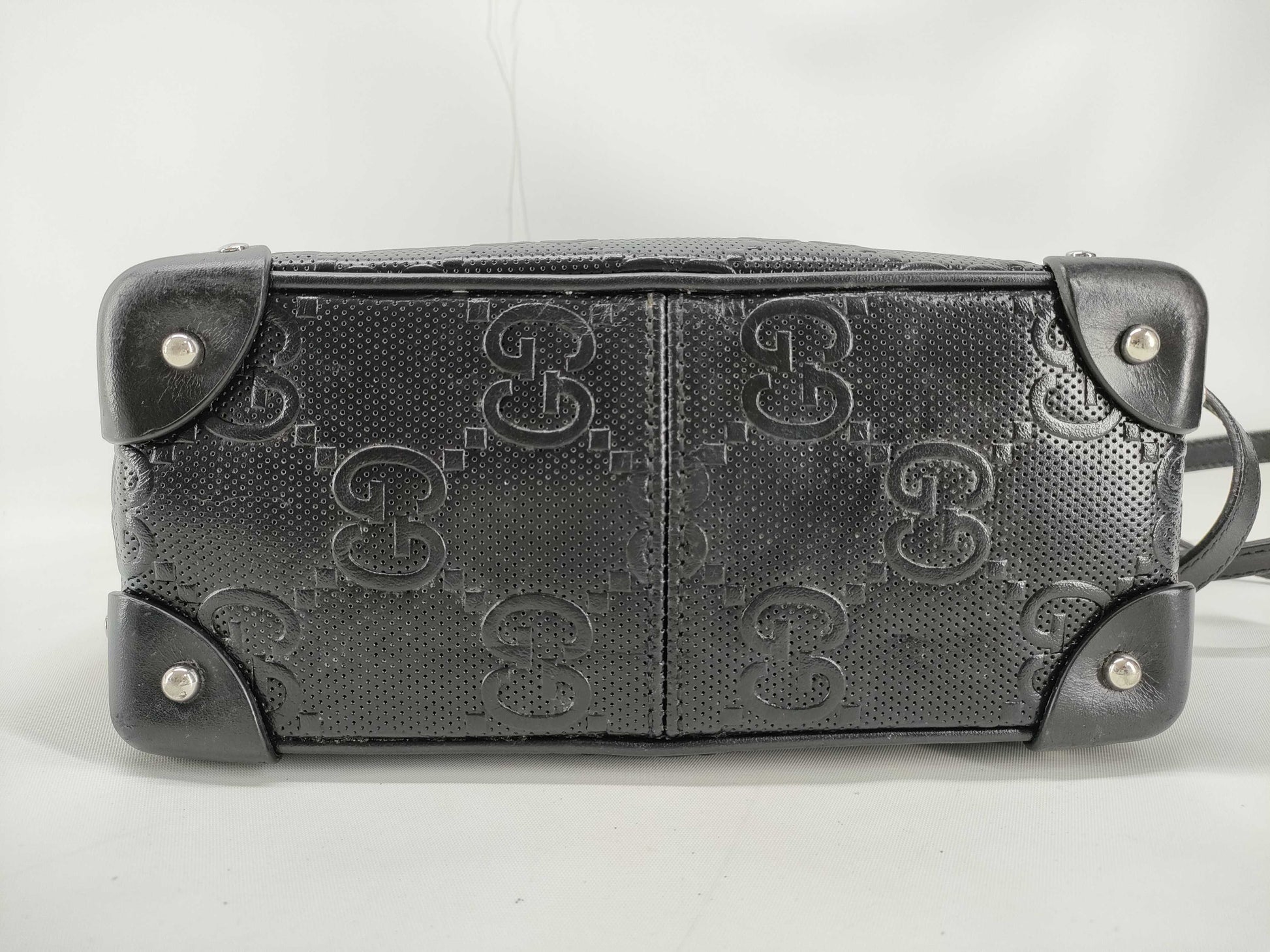 GUCCI GG Embossed Shoulder Bag 626363 Shoulder Bag
