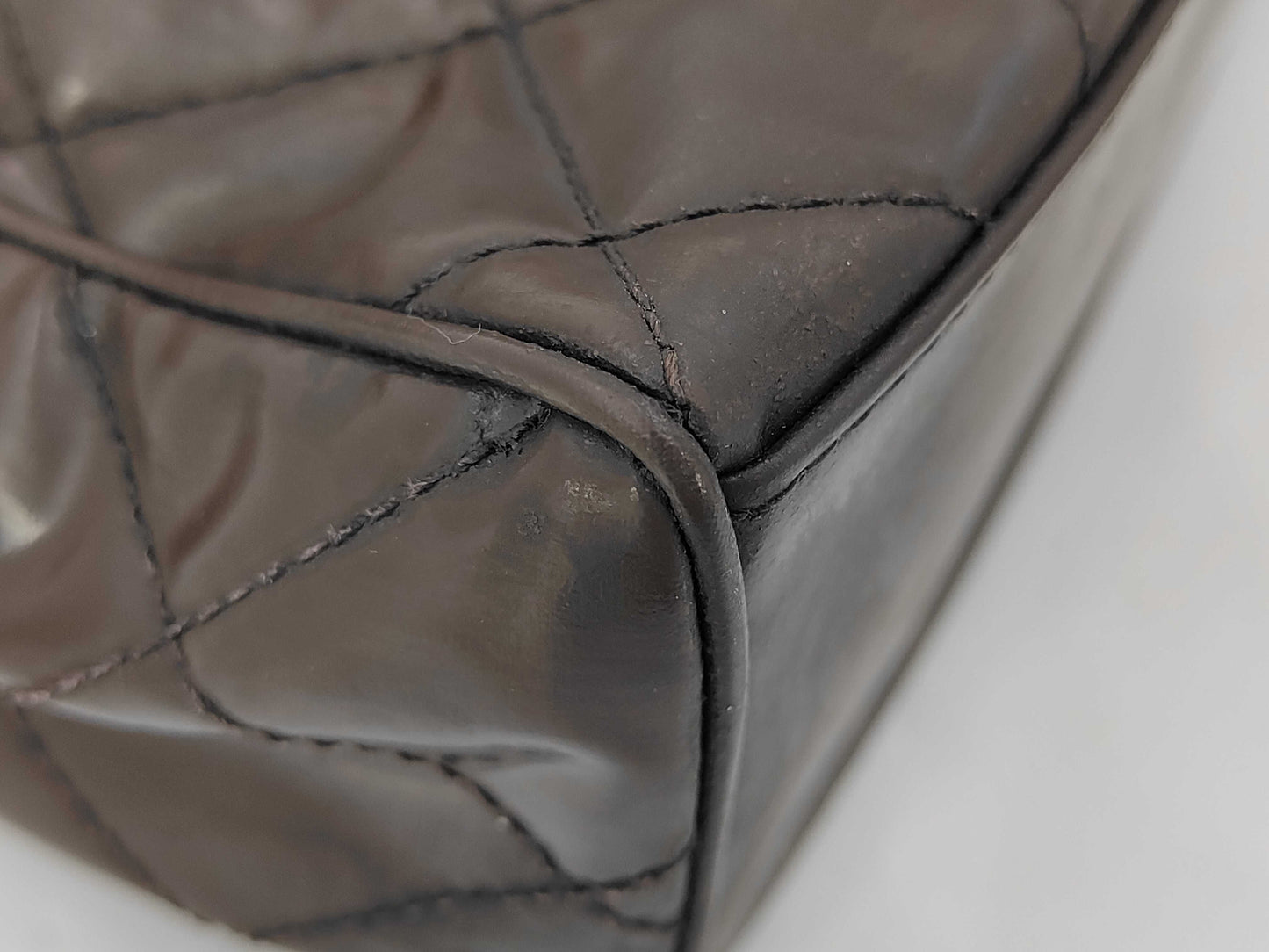 CHANEL Matelasse Patent Leather Chain Shoulder Bag