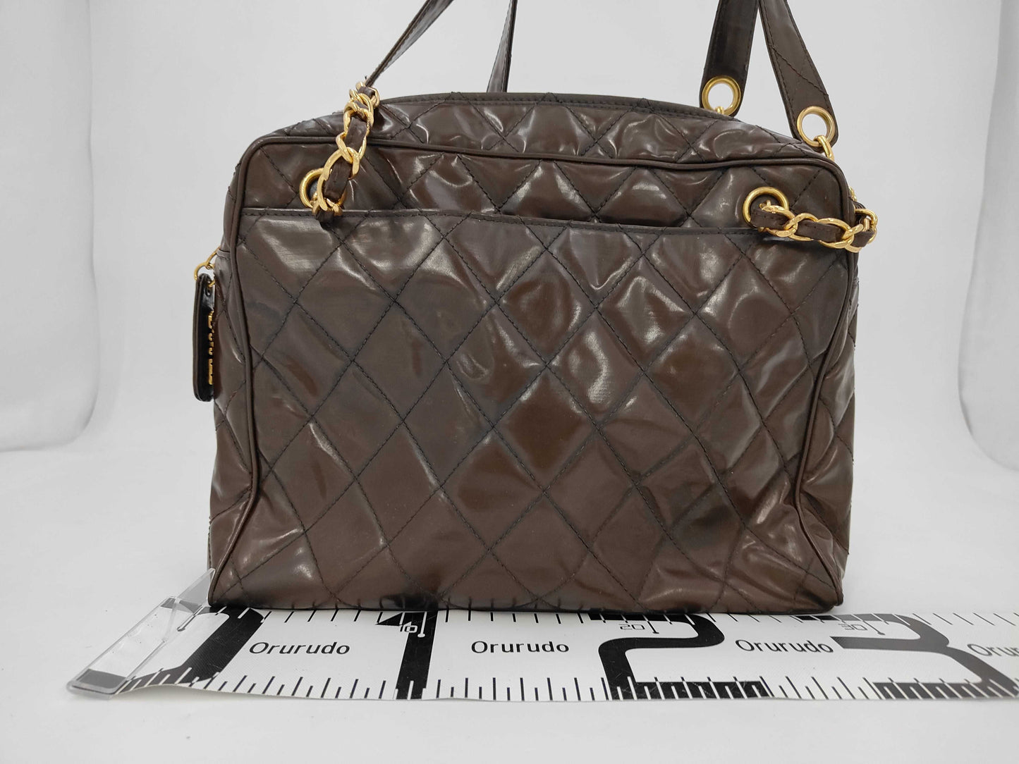 CHANEL Matelasse Patent Leather Chain Shoulder Bag