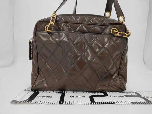 CHANEL Matelasse Patent Leather Chain Shoulder Bag
