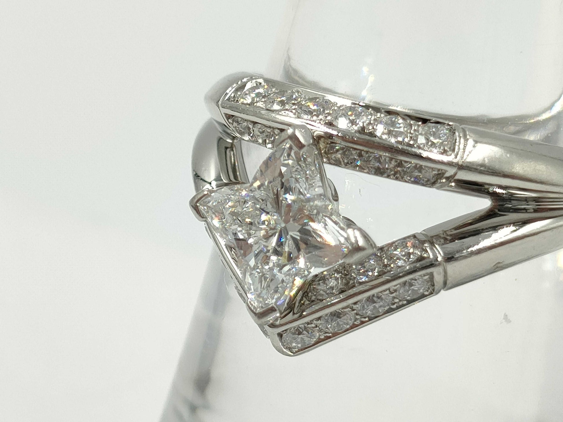 LOUIS VUITTON Double Star Star-Cut Diamond #52 Pt950 8.7g Ring 