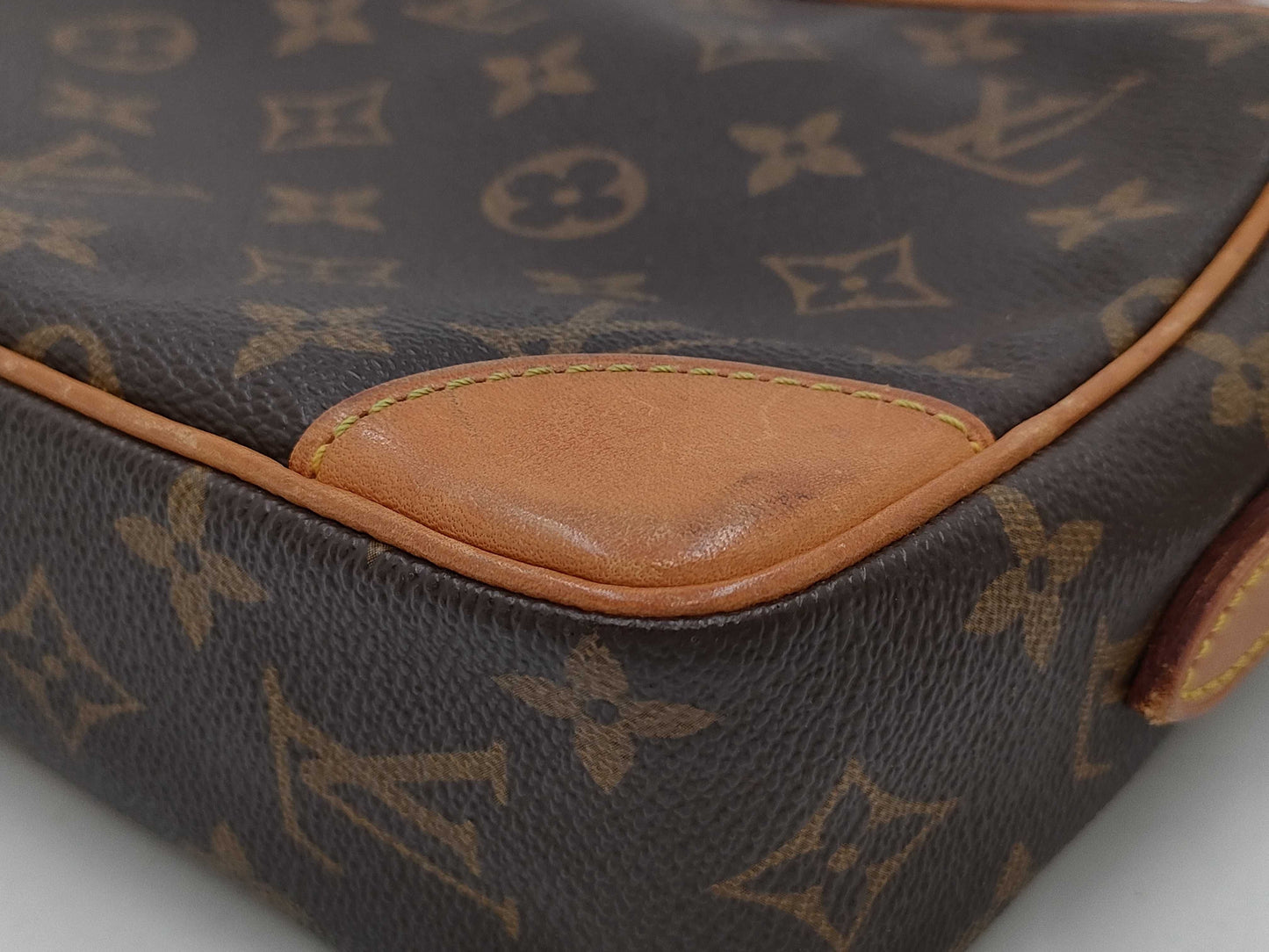 LOUIS VUITTON Monogram Cutout Coupon M51274 Trocadero Shoulder Bag