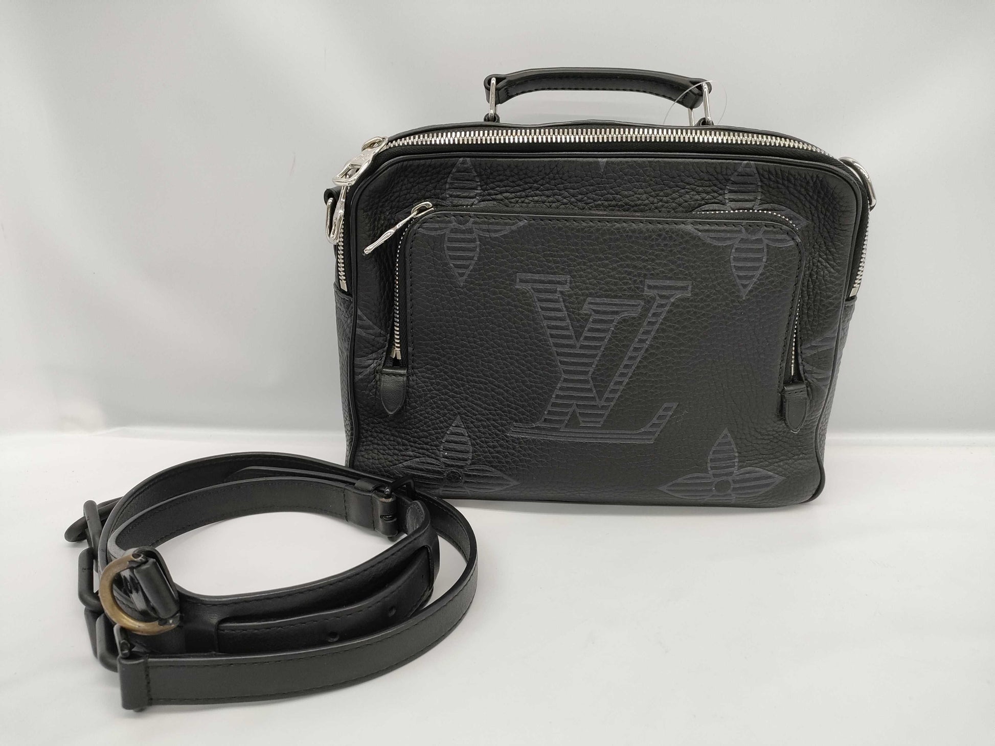 LOUIS VUITTON Monogram M57287 Flight Case Monogram Giant Handbag