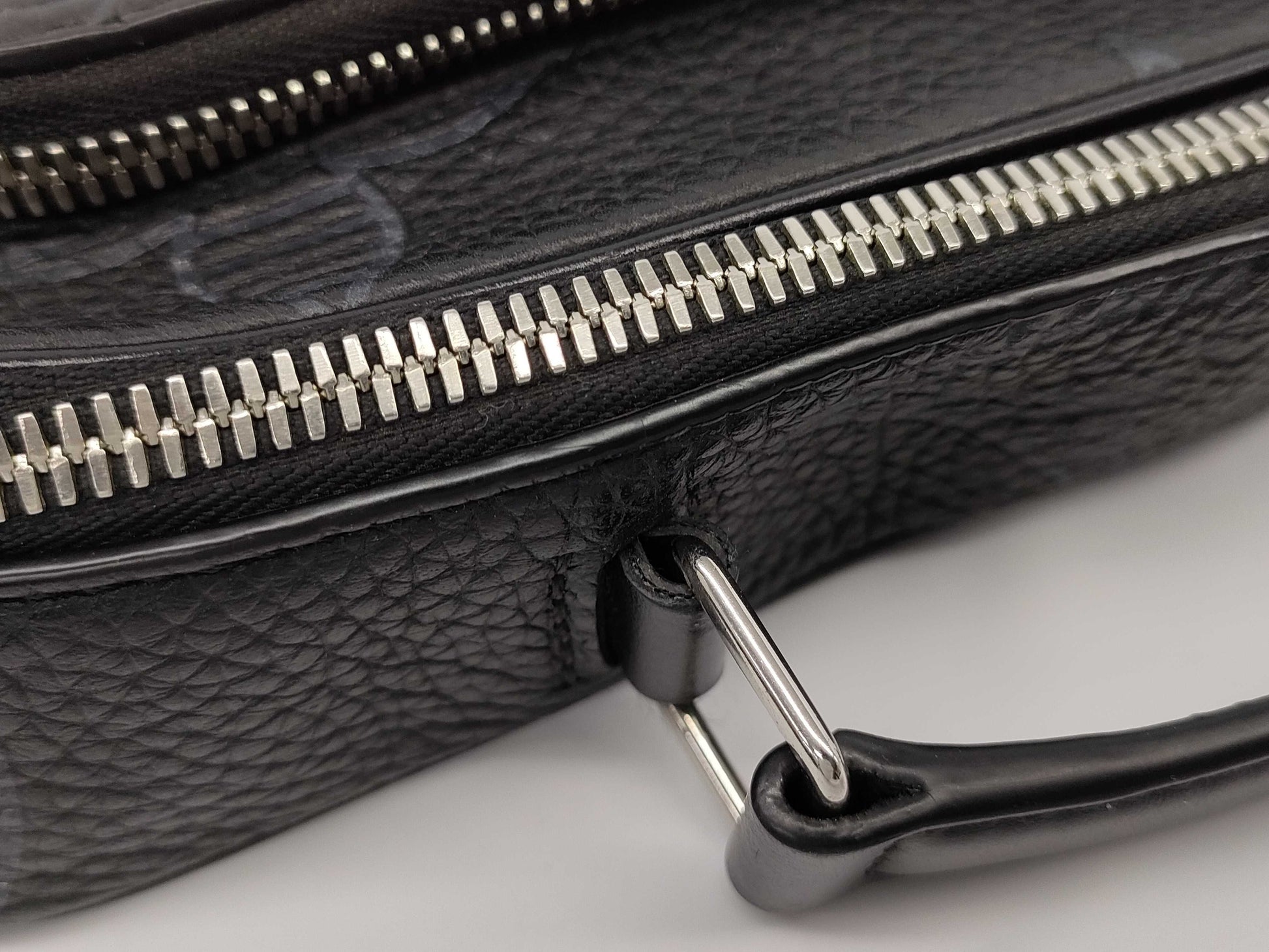 LOUIS VUITTON Monogram M57287 Flight Case Monogram Giant Handbag
