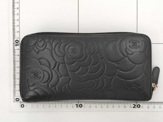 CHANEL Lambskin Camellia Round Zip Wallet