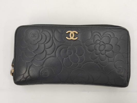 CHANEL Lambskin Camellia Round Zip Wallet