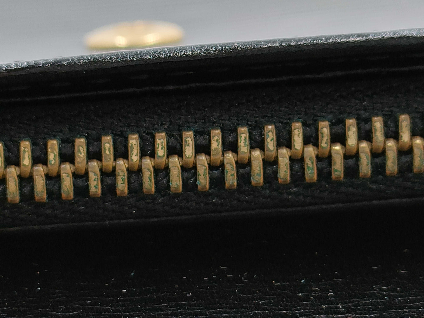 LOUIS VUITTON Epi Portefeuille Sarah Wallet