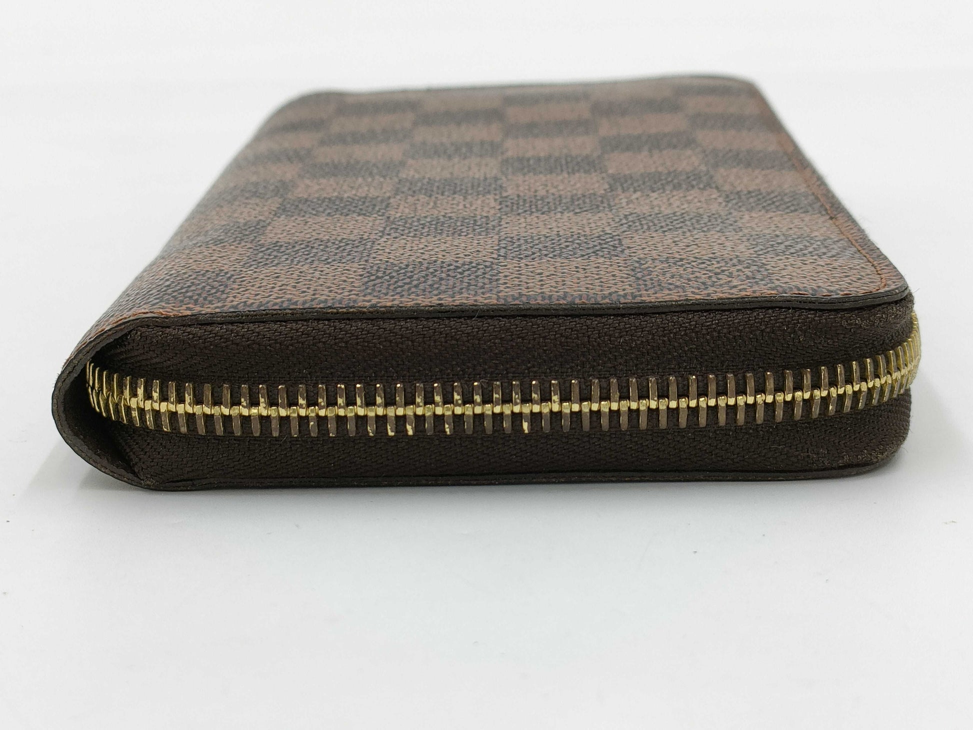 LOUIS VUITTON Damier Zippy Wallet