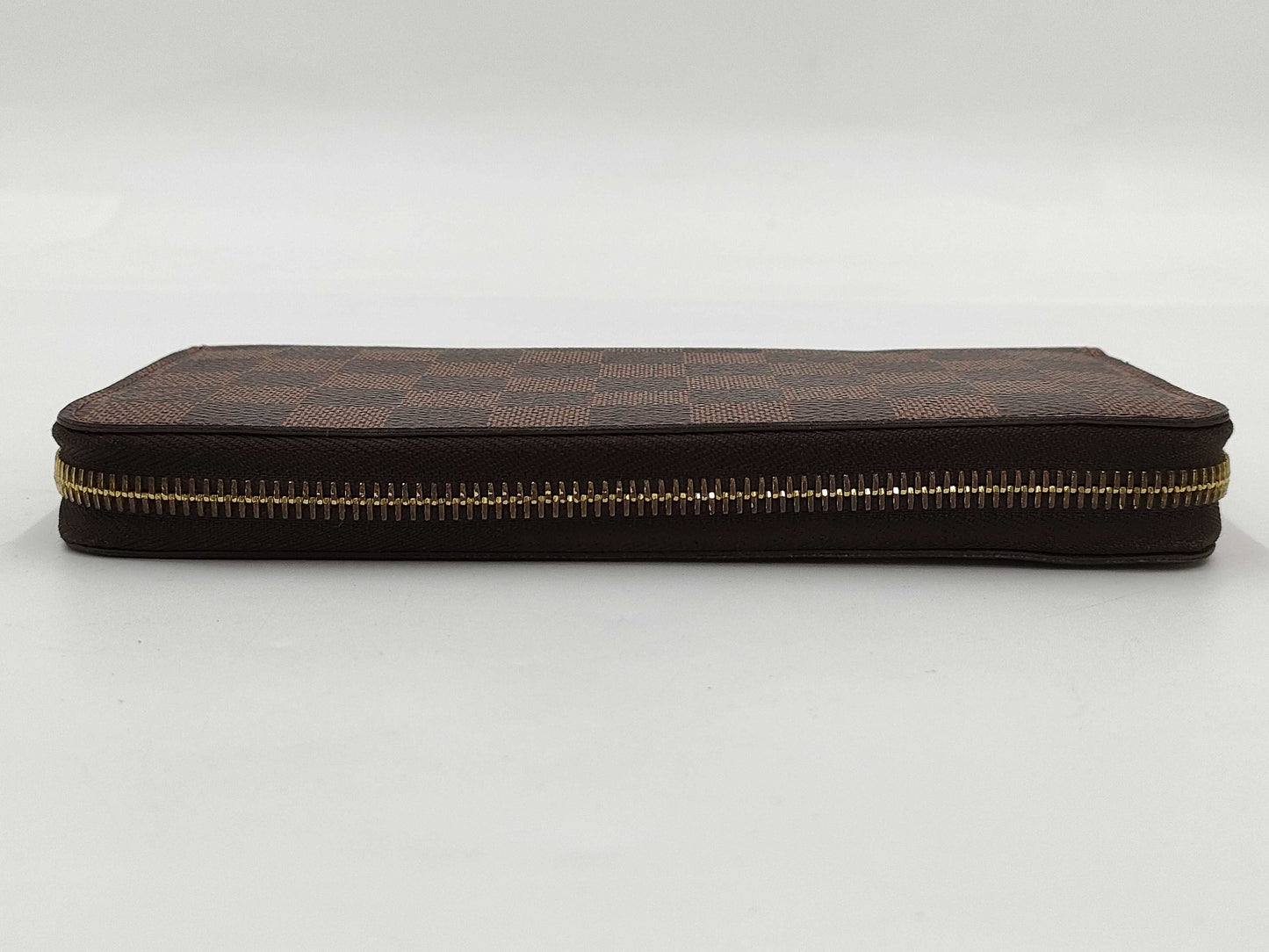 LOUIS VUITTON Damier Zippy Wallet