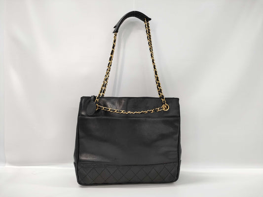 CHANEL Lambskin Chain Tote Bag