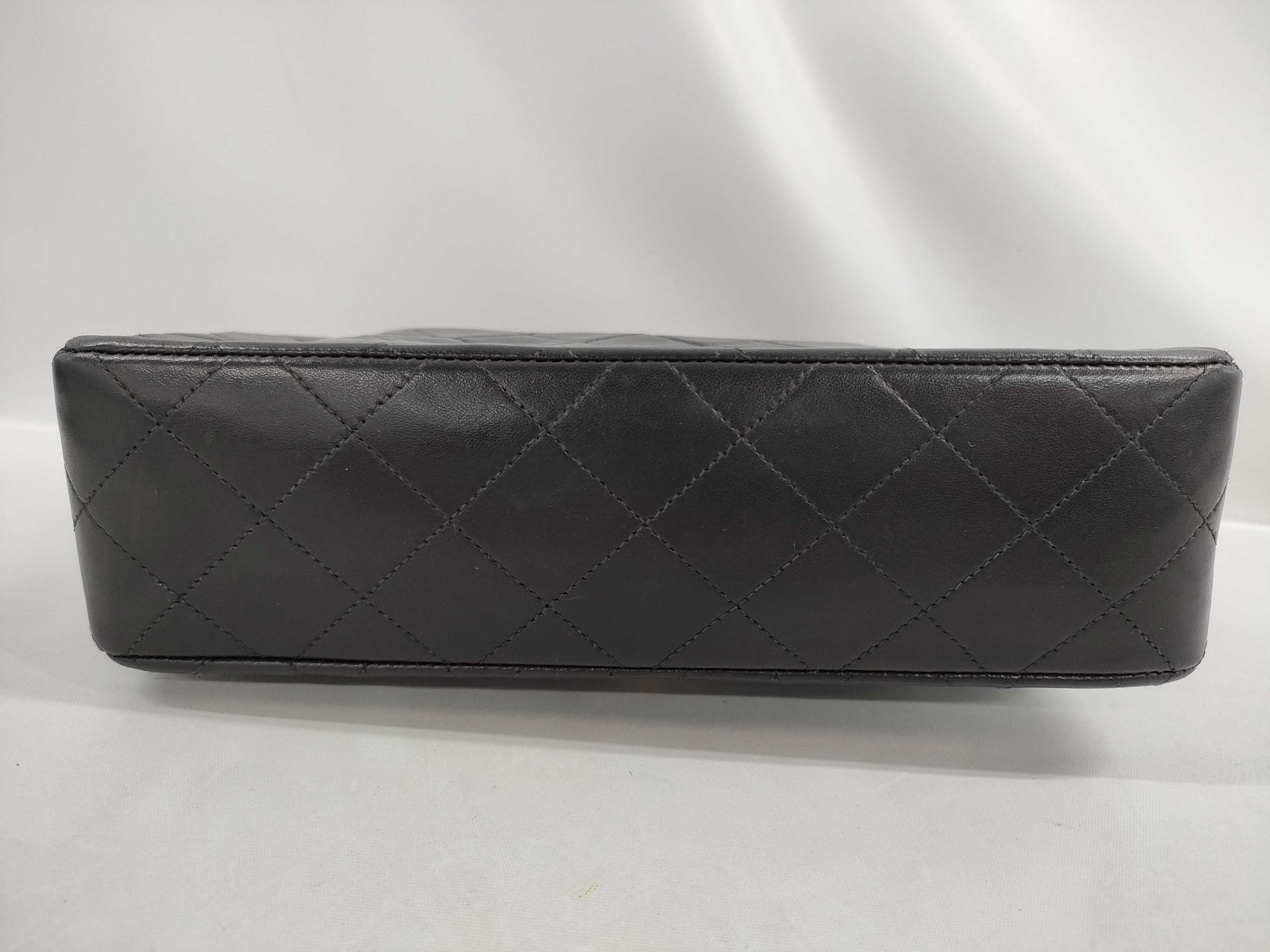 CHANEL Matelasse 23 Chain Shoulder Bag