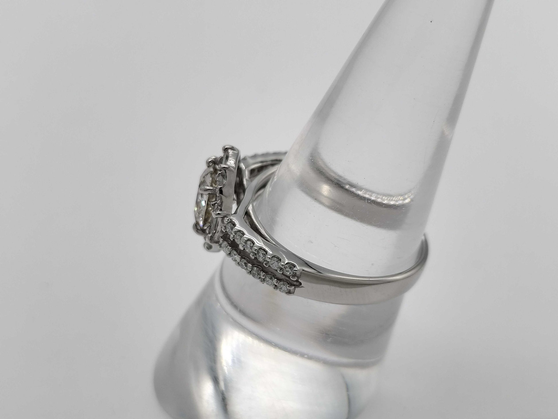 D1.007ct FD0.36ct PT900 5.7g Ring 