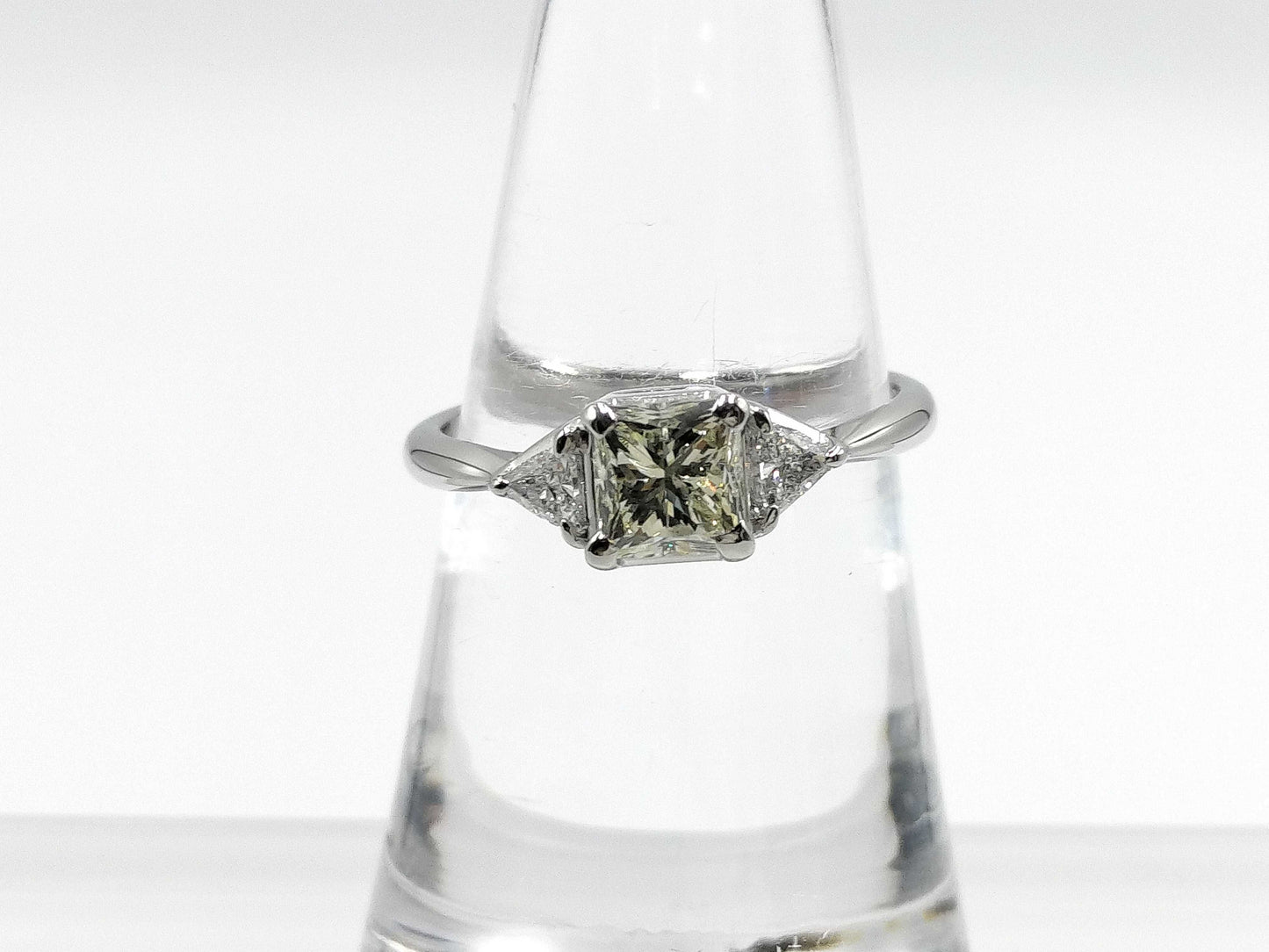 D1.008ct FD0.16ct PT900 4.2g Ring 