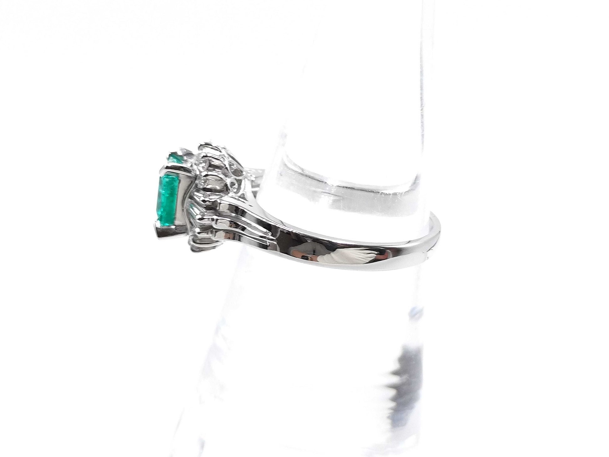 E0.77ct D0.35ct Pt900 5.1g Ring 