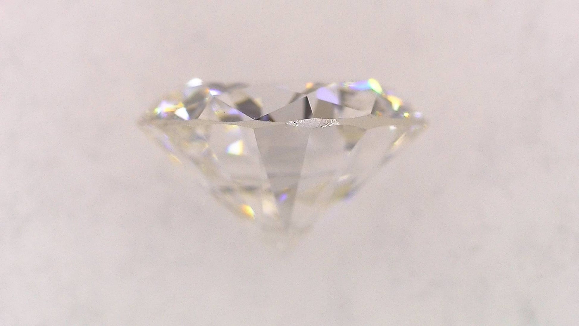 0.561ct H VS-2 VERY GOOD/GD/GD NONE NATURAL 5.34-5.40X3.23mm Loose Diamond