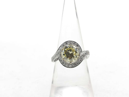D2.079ct Diamond 750 6.9g Ring 