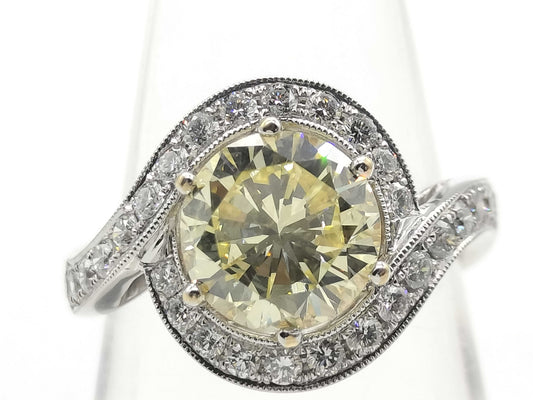 D2.079ct Diamond 750 6.9g Ring 