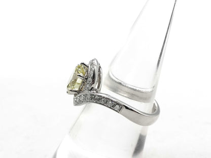 D2.079ct Diamond 750 6.9g Ring 