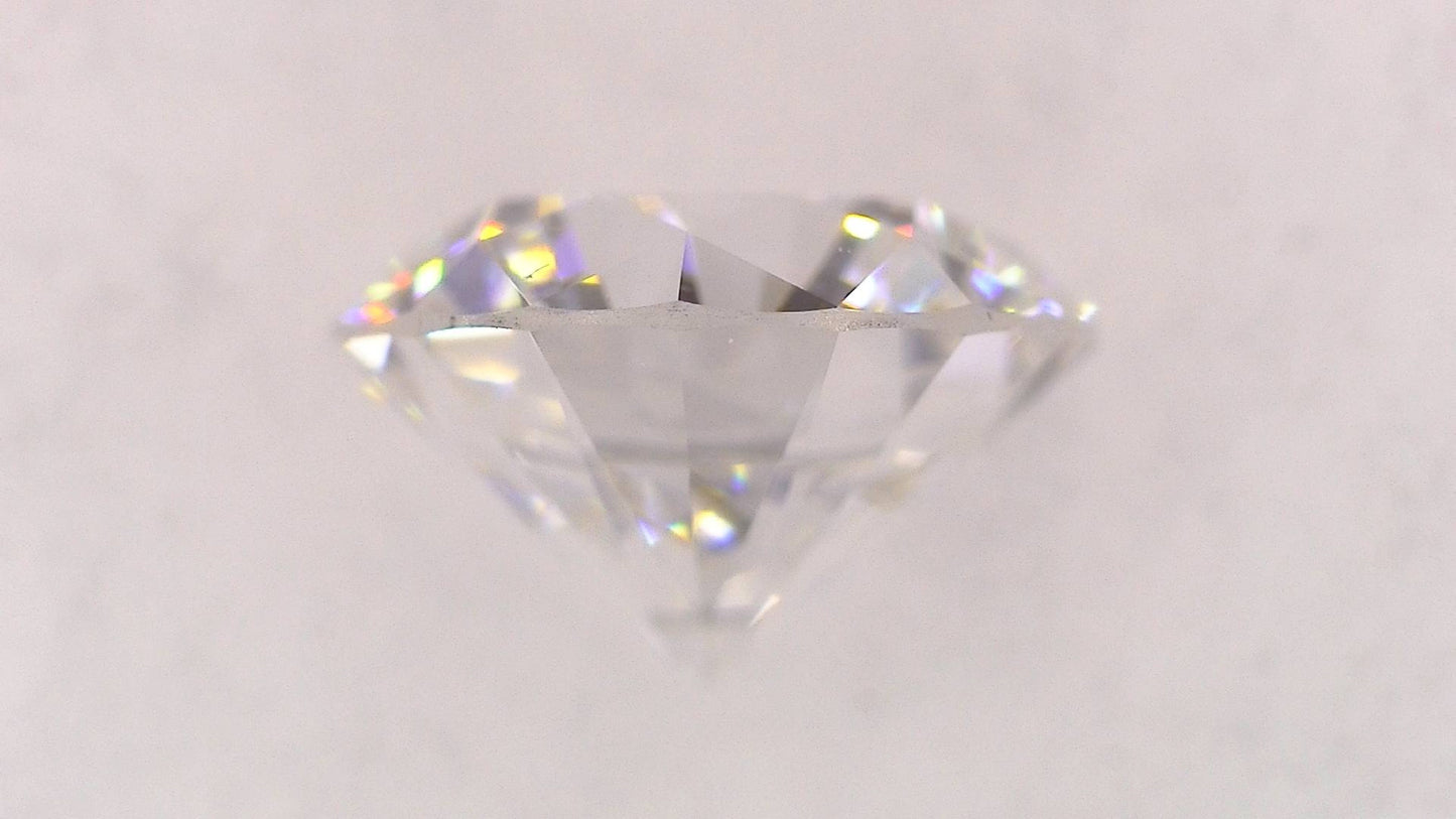 0.640ct E VS-1 VERY GOOD/VG/VG NONE NATURAL 5.46-5.54X3.45mm Loose Diamond