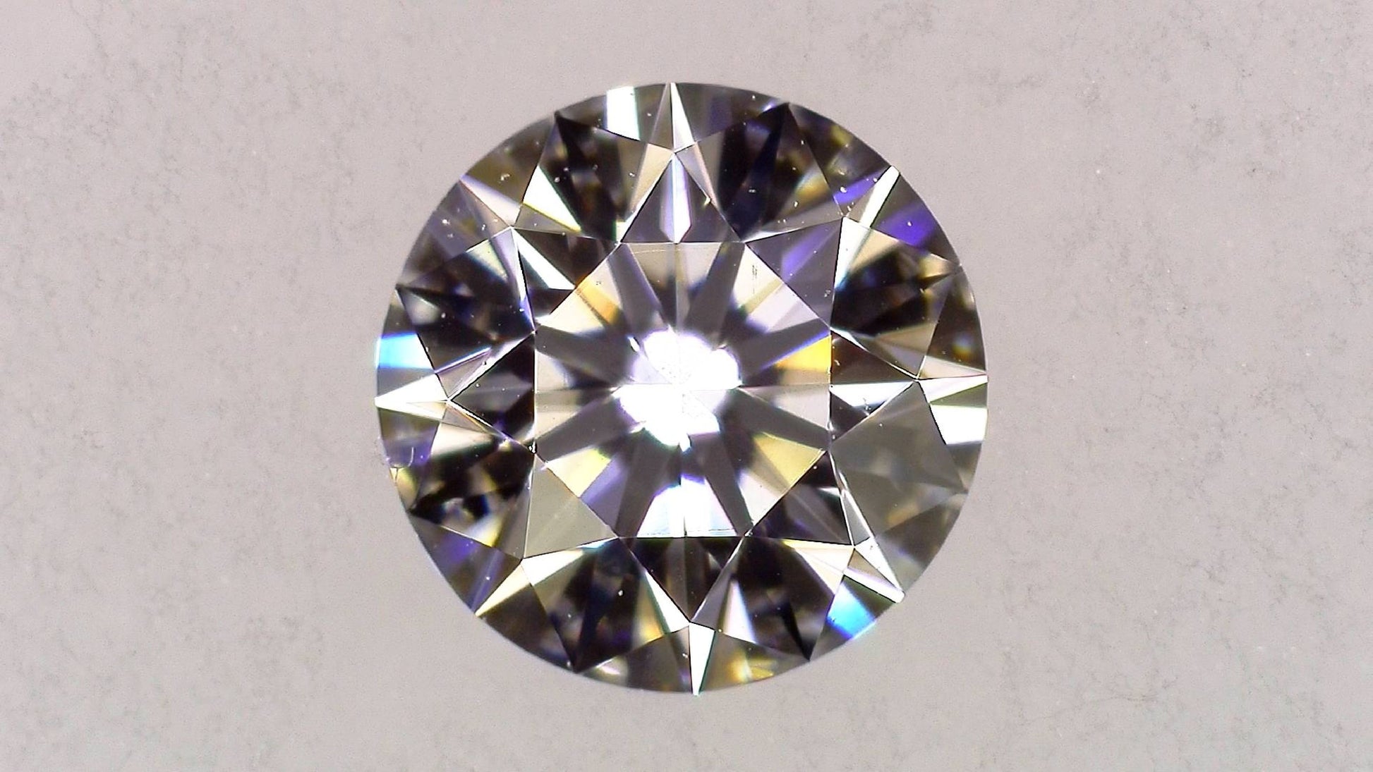 0.313ct F VS-2 Very Good/Gold/Gold None Natural 4.37-4.42 x 2.75mm Loose Diamond