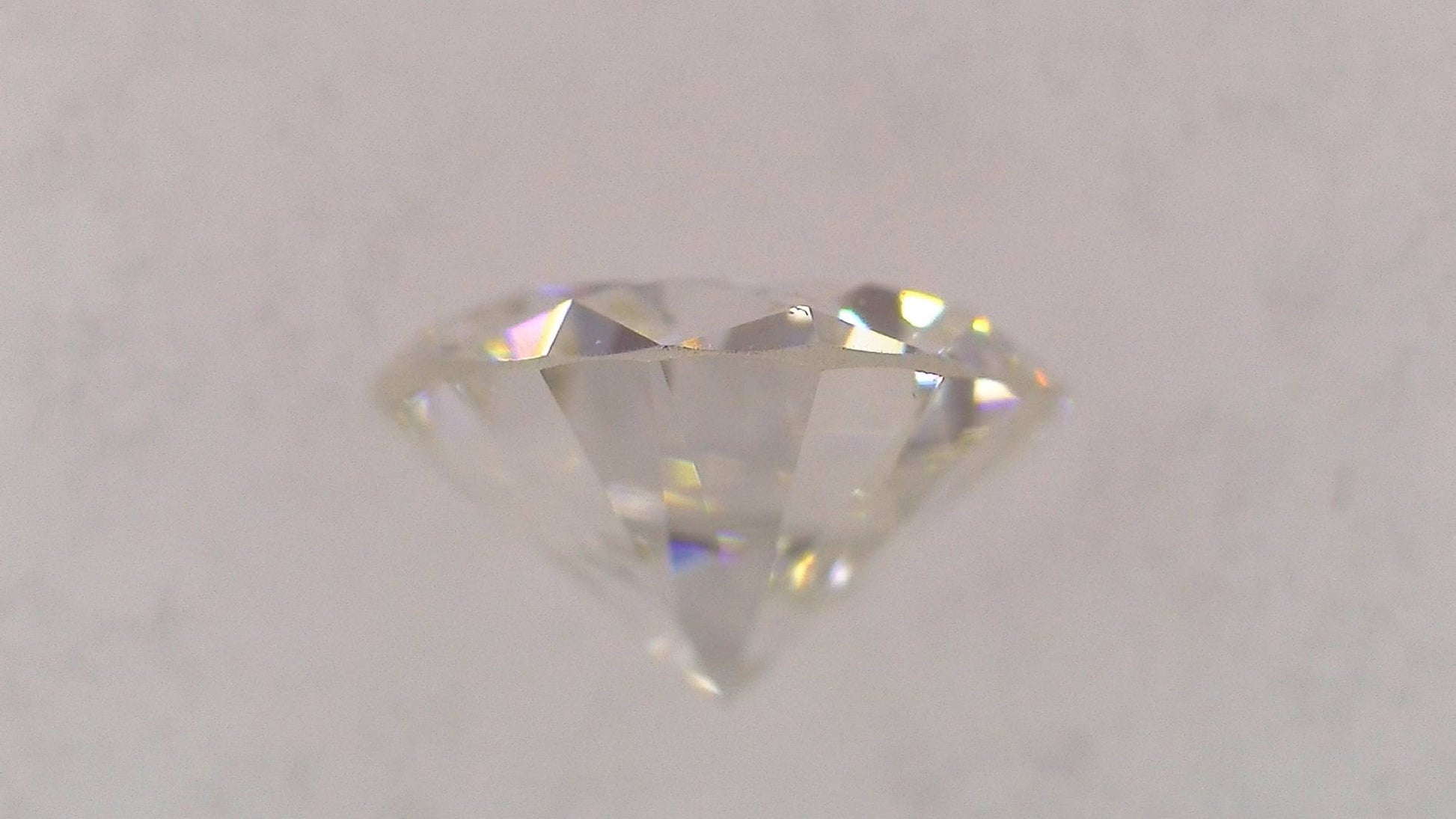 0.223ct H VS-1 GOOD/GD/FR FAINT NATURAL 3.94-3.99X2.29mm Loose Diamond