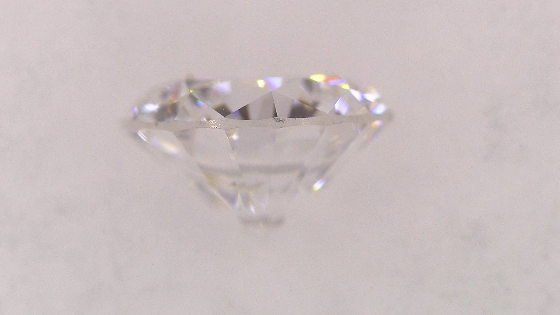 0.315ct D VS-2 VERY GOOD/VG/GD MEDIUM BLUE NATURAL 4.33-4.37X2.68mm Loose Diamond