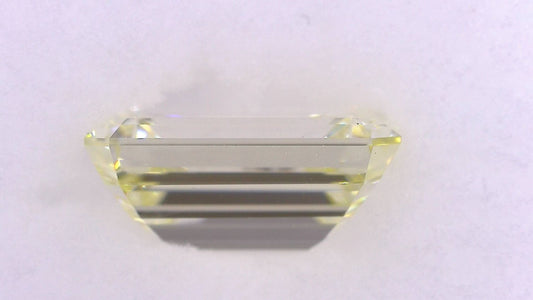 1.504ct UNDER N)VERY LIGHT YELLOW VS-1 ****/GD/GD STRONG BLUE NATURAL 7.87-5.45X3.62mm EM Diamond Loose