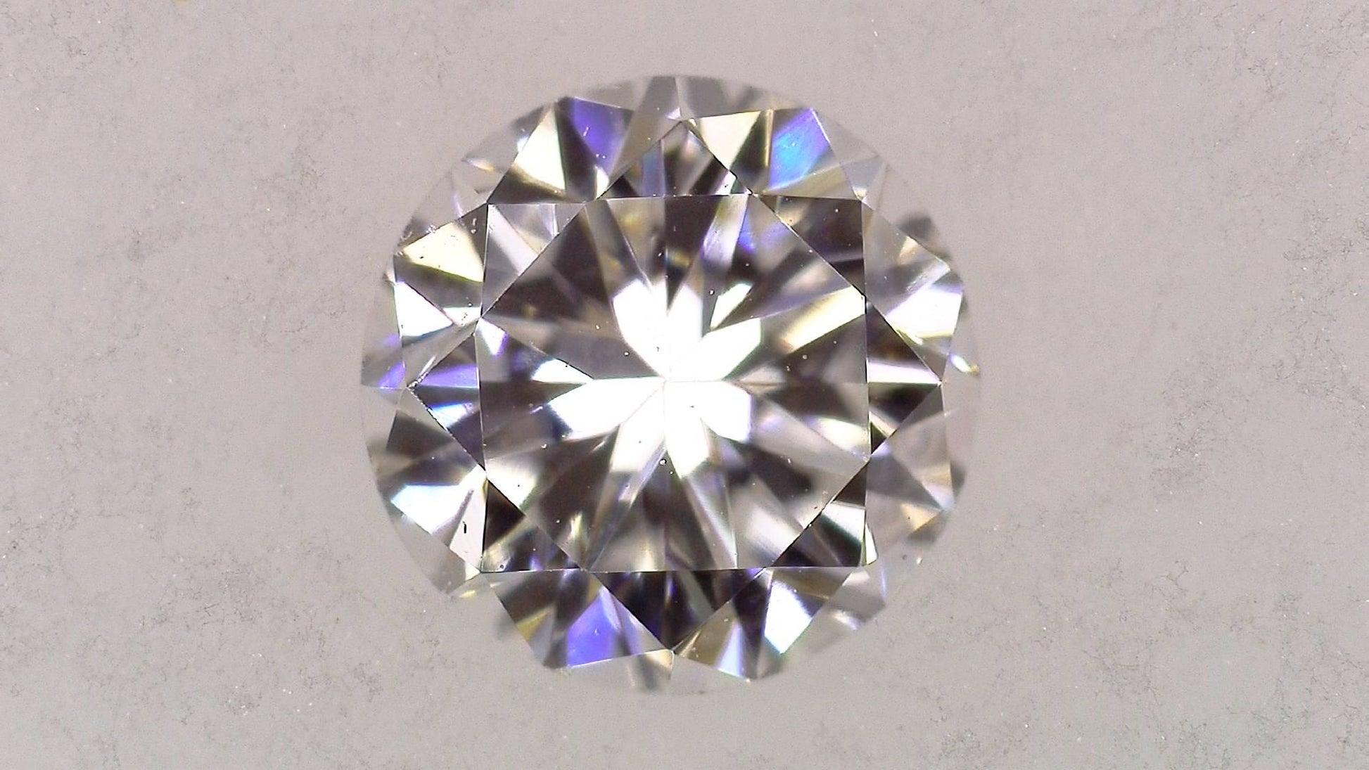 0.301ct E VS-1 GOOD/GD/FR NONE NATURAL 4.21-4.25X2.65mm Loose Diamond