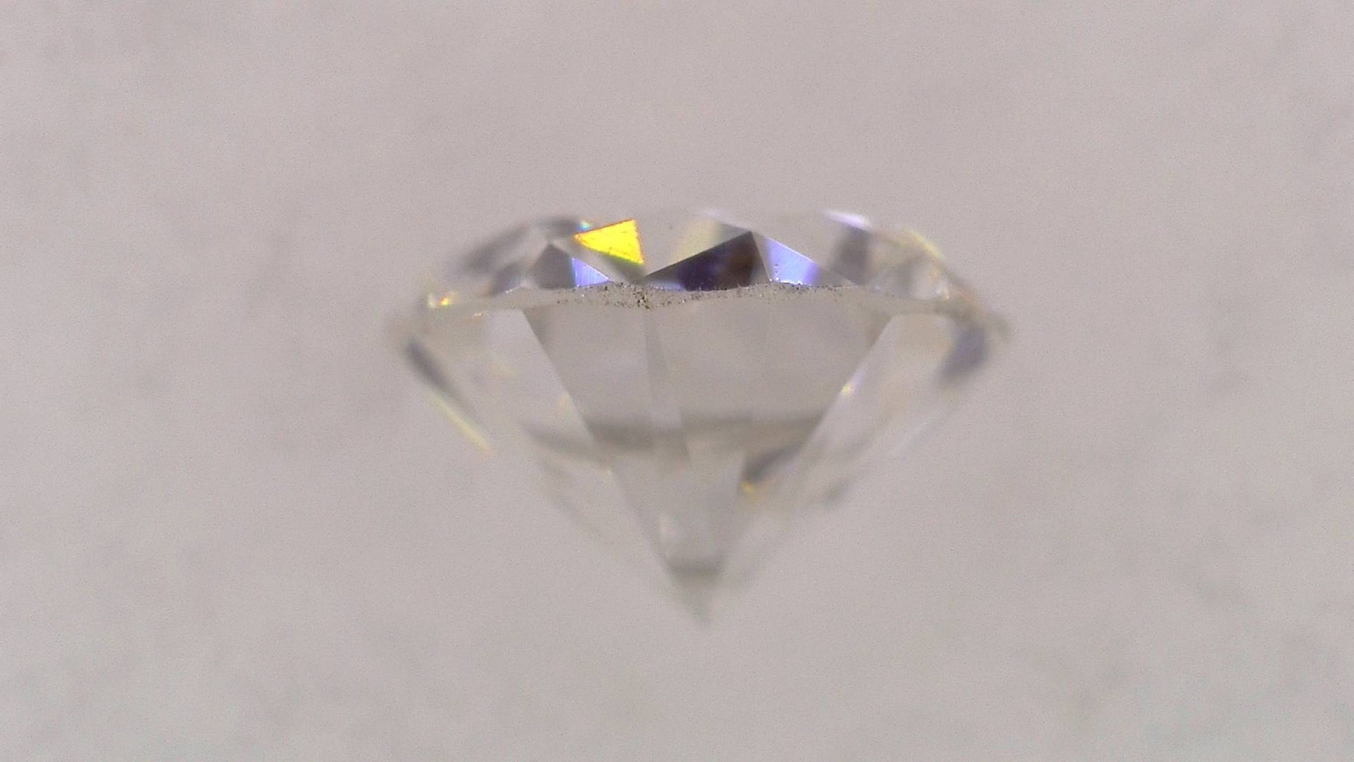 0.301ct E VS-1 GOOD/GD/FR NONE NATURAL 4.21-4.25X2.65mm Loose Diamond